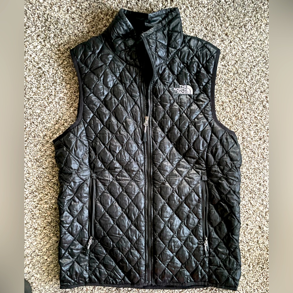 Women’s North Face Puffer Vest Size M